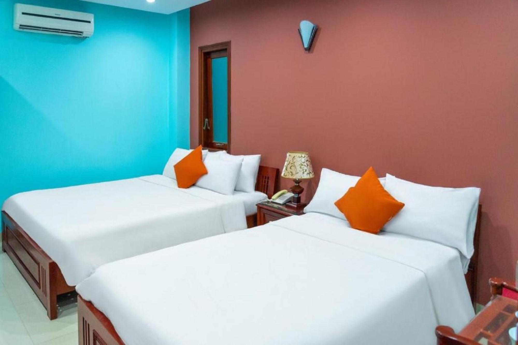 Central Beach Hotel Дананг Екстер'єр фото