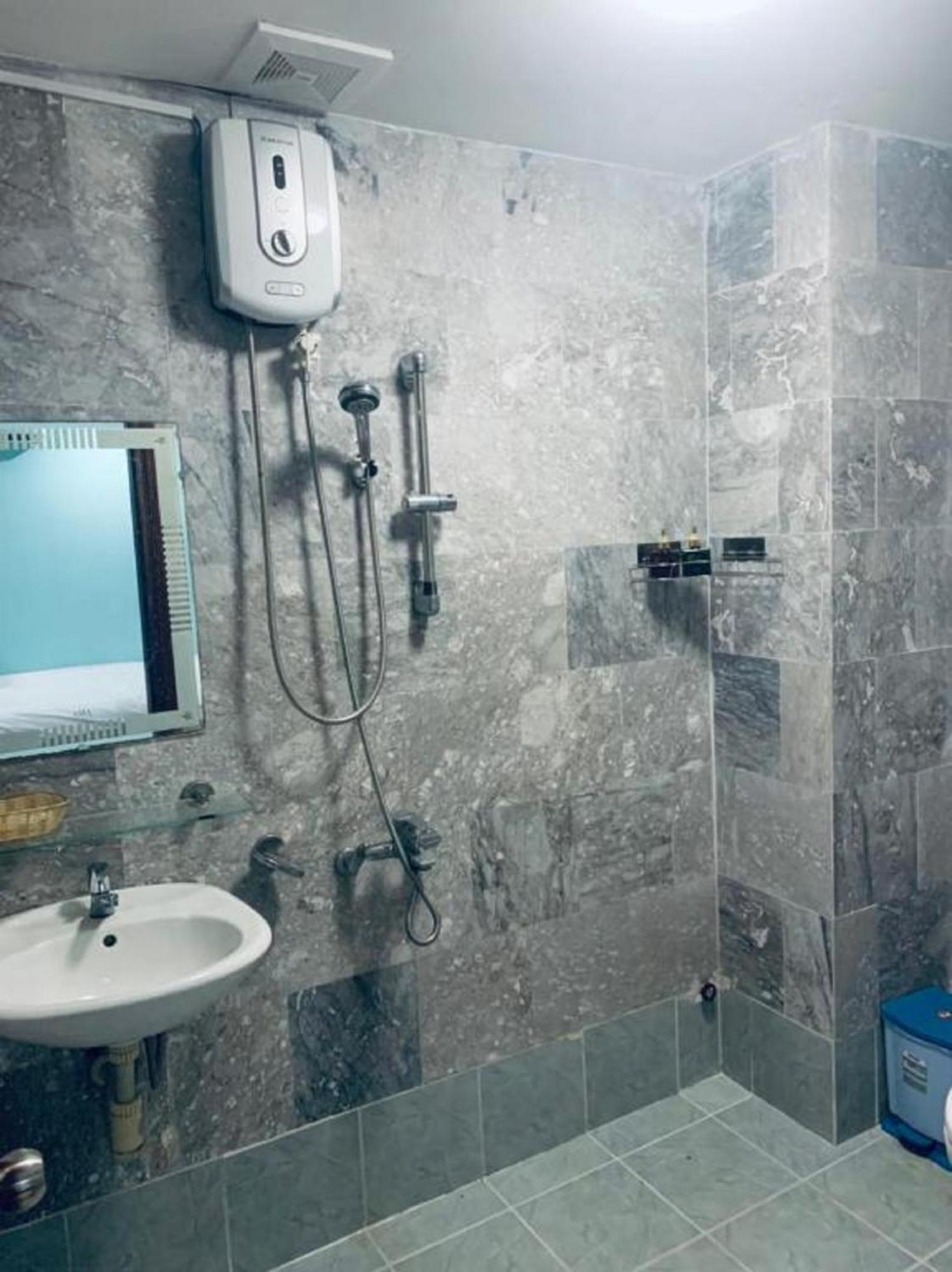 Central Beach Hotel Дананг Екстер'єр фото